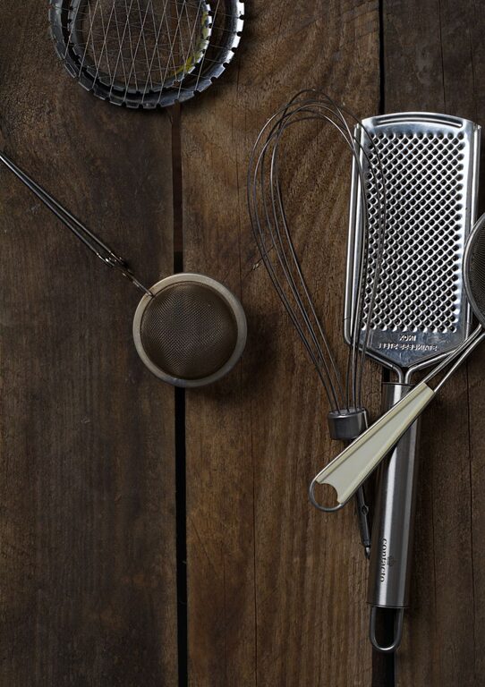 Essential Tools for a Small Kitchen: Maximize Space and Efficiency